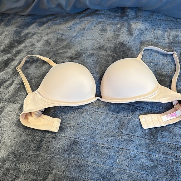 Women Victoria's Secret Pink Wear Everywhere Push Up Bra; 34D - Picture 1 of 3